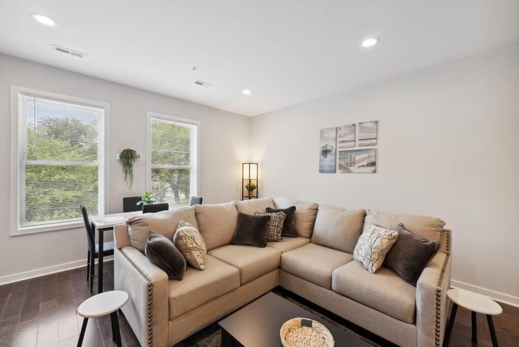 Spacious 3Bedroom Duplex With Rooftop Deck! Washington Eksteriør bilde