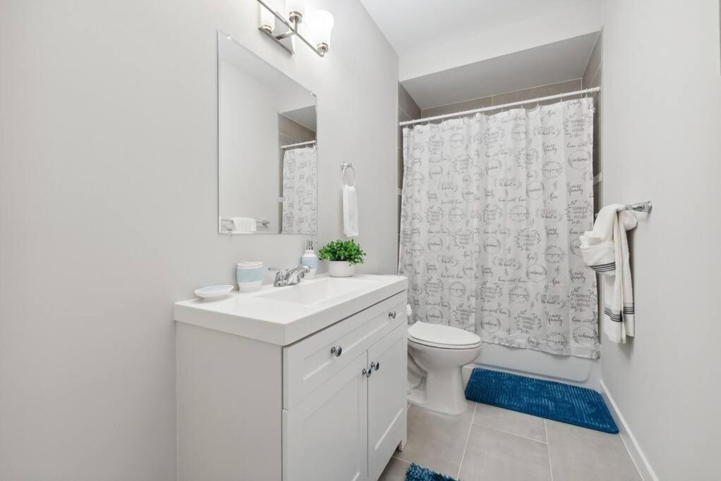 Spacious 3Bedroom Duplex With Rooftop Deck! Washington Eksteriør bilde