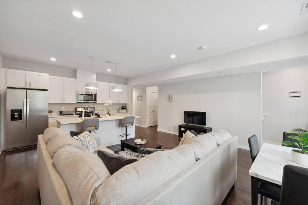 Spacious 3Bedroom Duplex With Rooftop Deck! Washington Eksteriør bilde